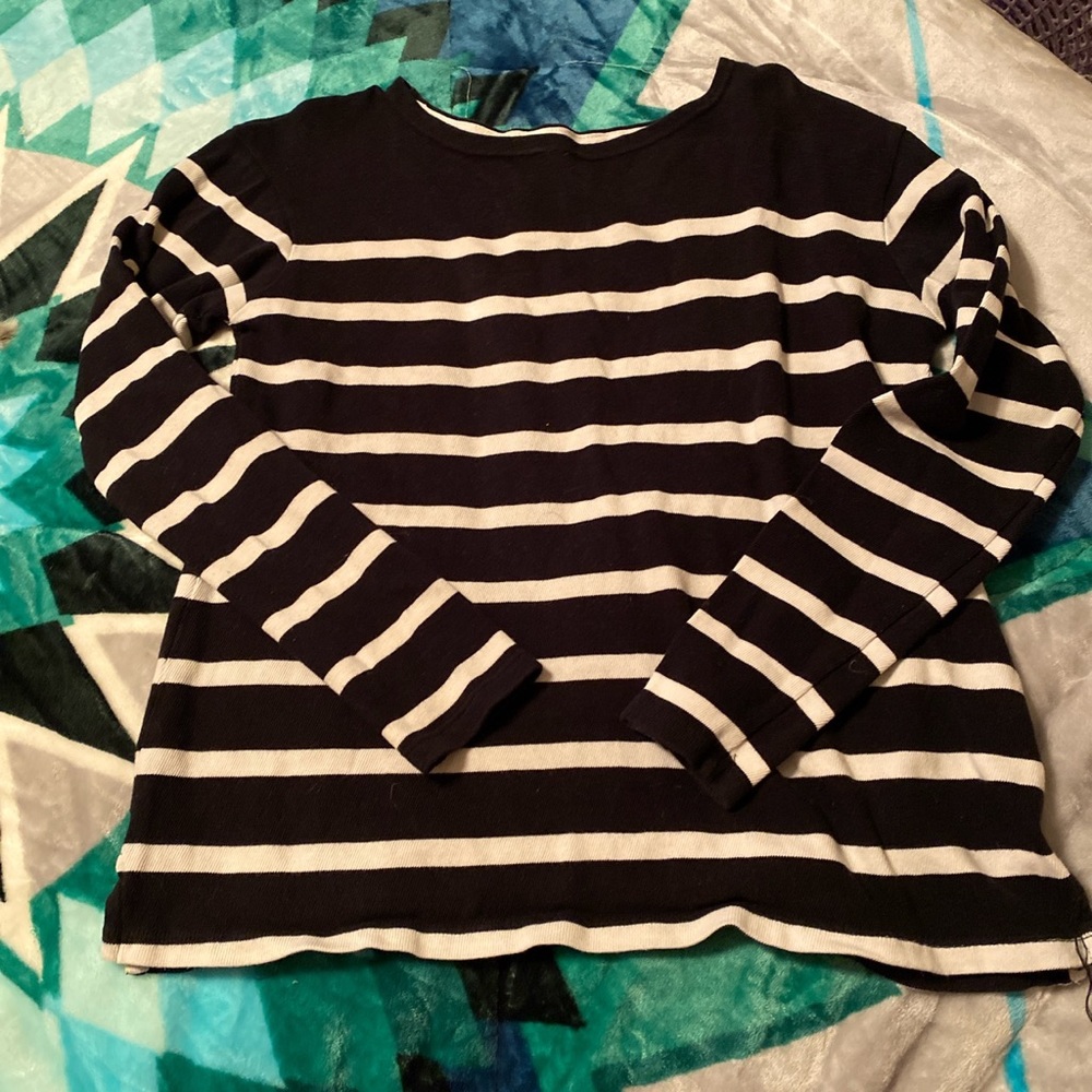 top - Picture 2 of 2